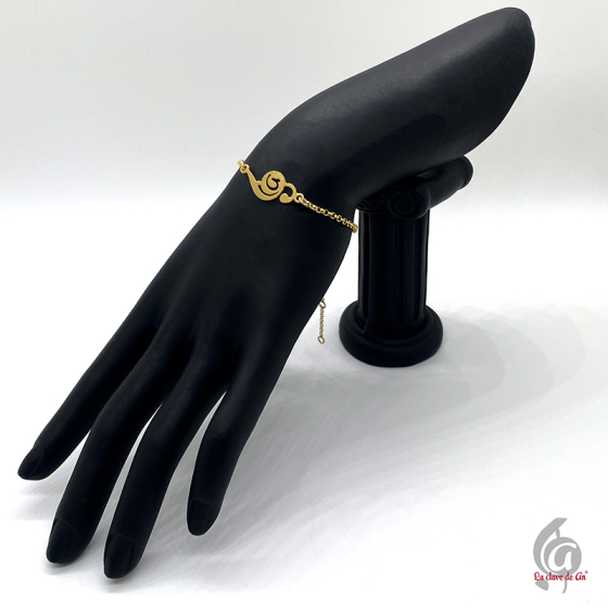 Pulsera de plata dorada...