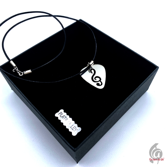 Colgante de plata púa clave...