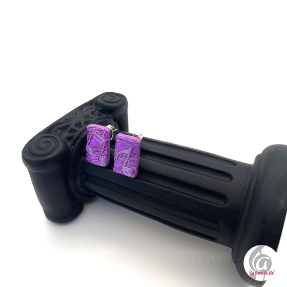 Pendientes rectangulares lilas con notas musicales 2